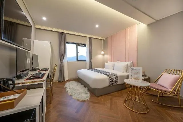 Motel Denbasta Hotel Busan