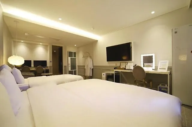 Denbasta Hotel Busan 0*,  South Korea